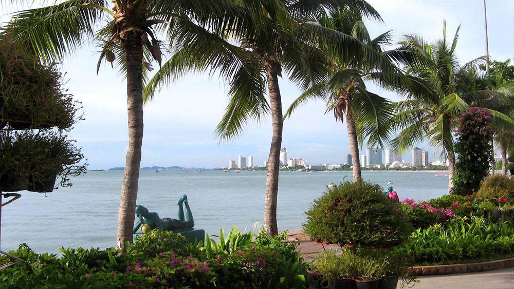 Aa Hotel Pattaya Eksteriør bilde